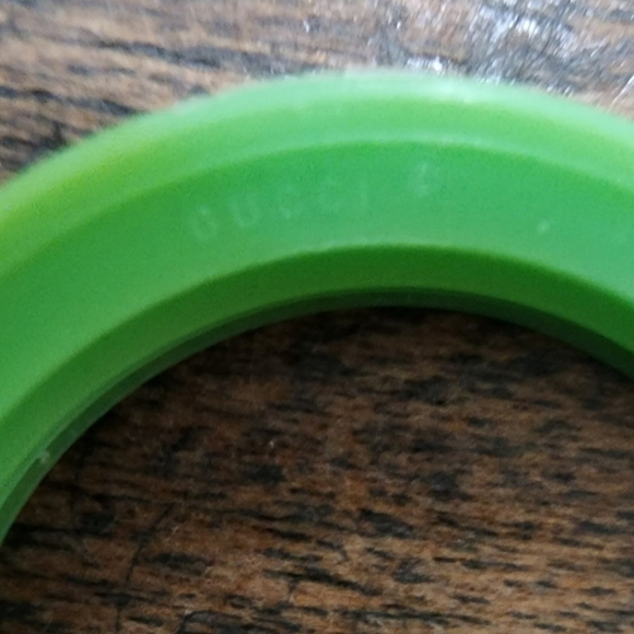 Gucci Vintage InterchangeableBezels for 11/12 Watch Multiple Colors Set of 6 - Picture 3 of 7